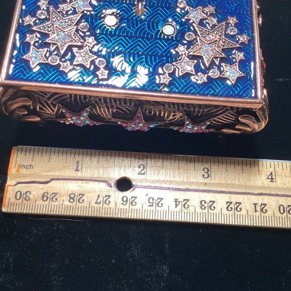 Kirks Folly trinket box with removable angel - Picture 8 of 8